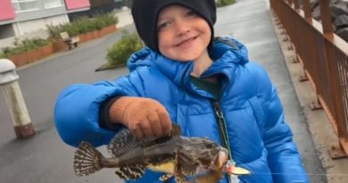 Fyrsti fiskurinn á land