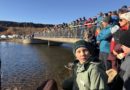 Fjölmenni á urriðadansi á Þingvöllum í blíðunni
