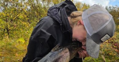 Ung og efnileg veiðikona í Ytri-Rangá Ung og efnileg veiðikona í Ytri-Rangá